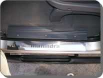 Mahindra Goa ribaltabile battitacco.