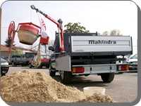 Mahindra con gru, portata 200 kg.